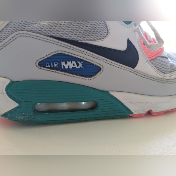 NIKE Air Max South Beach AJ1285-100 - Picture 9 of 15